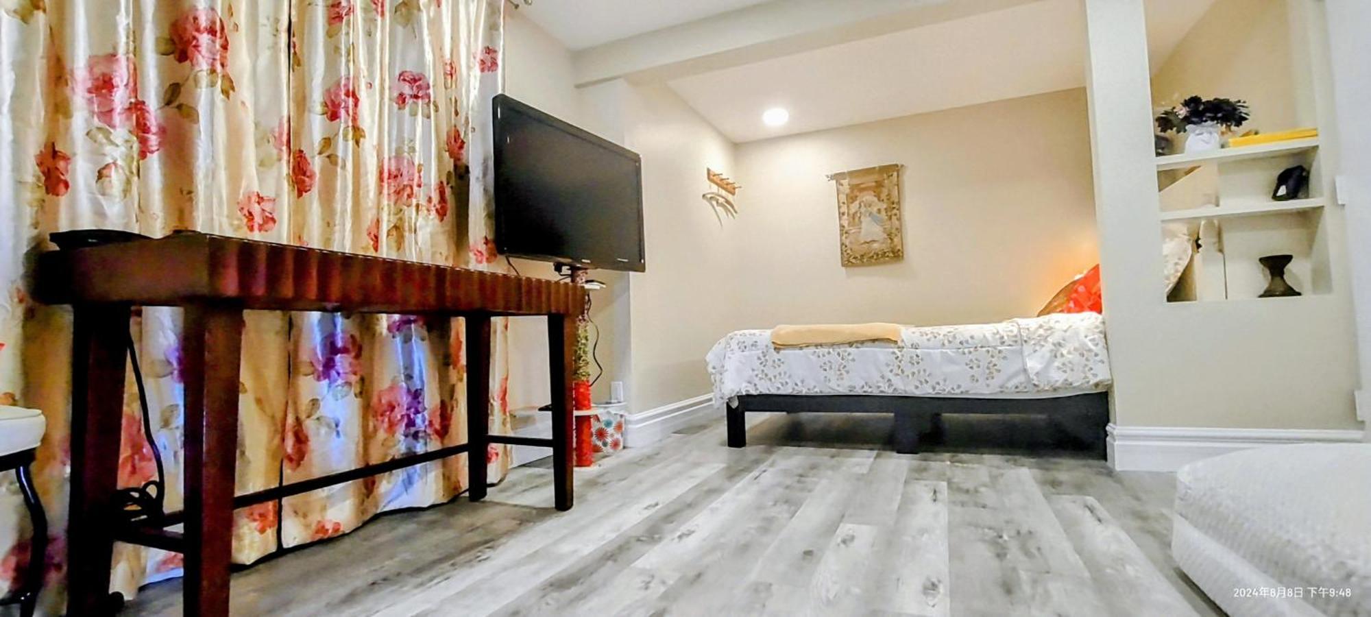 Angel Hideaway Bed & Breakfast *